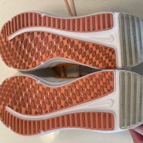 Nike Women's Downshifter 12 Road Running Shoes - Picture 8 of 14